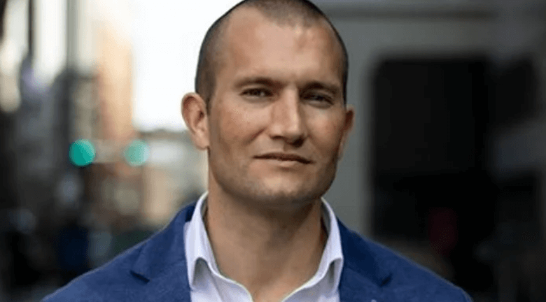 Andy Elliott Net Worth
